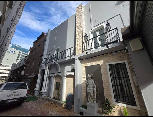 300M² RETAIL FOR SALE IN CAPE TOWN CITY CENTRE